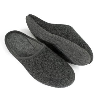 Mens / womens felt slippers 13 UK